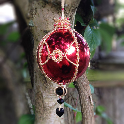 coronet beaded bauble hanging from tree - beading pattern by chloe menage